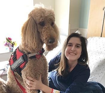 Melanie C with therapy dog