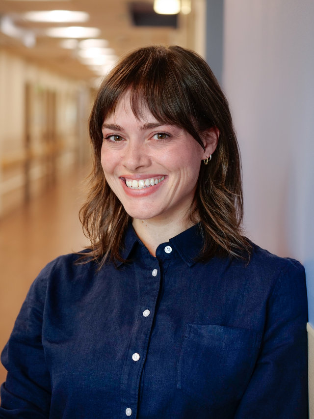 Headshot of Mary Andracchio